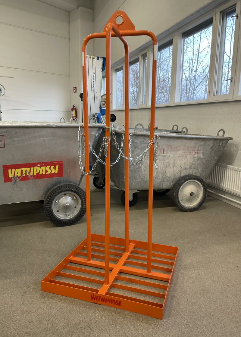 Nestekaasupullojen nostoapulaite 4 x 33kg pulloille